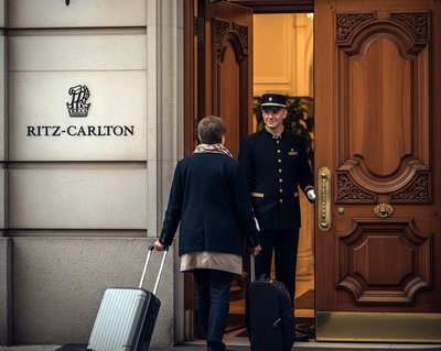 When Obedience Undermines Excellence: Ritz-Carlton's Empowerment Ethos in Action